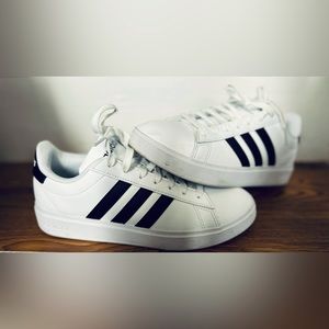 Adidas Originals Grand Court Sneaker Shoes 7